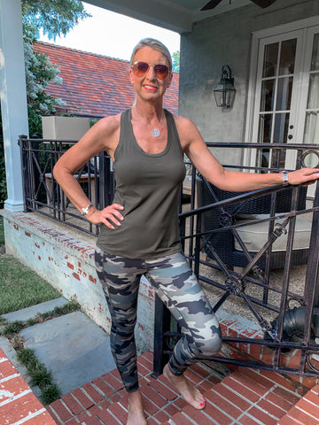 Camo Set with Crop Top and Urban Grey Camouflage Leggings –